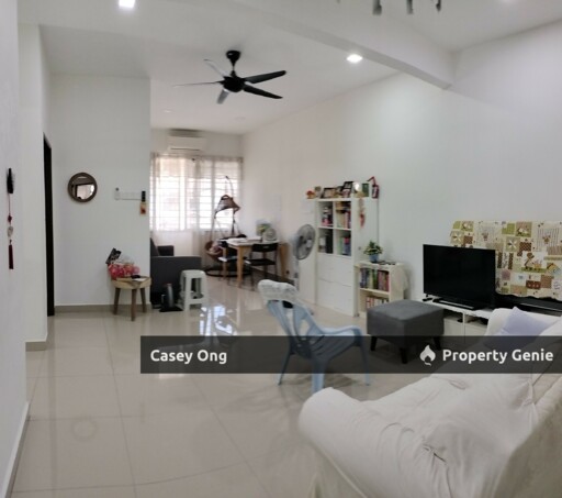 [Well Kept] Bukit Rimau Townhouse