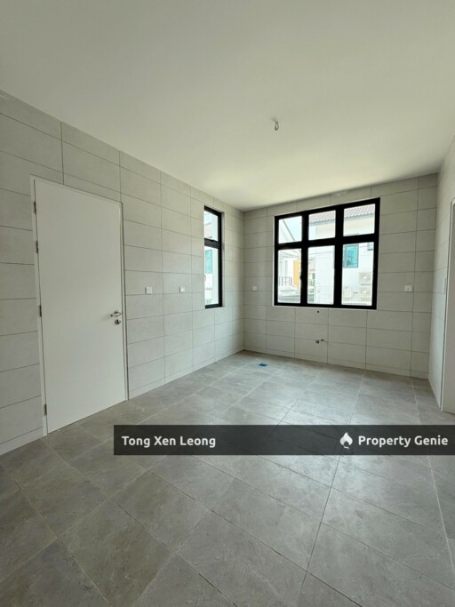 Double Storey Endlot For Sale @ Krubong Height