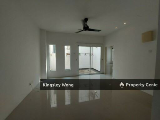 Tasek Square Freehold Three Storey Semi-D Move In Condition Tight Gated Guarded Area Near Mall Mart Shoplots