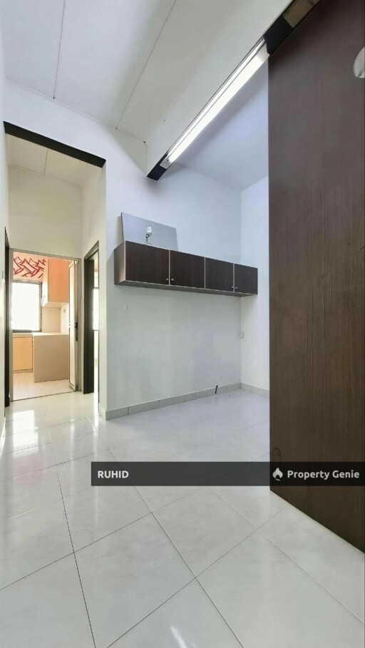 Freehold Seri Austin Single Storey Terrace House 3R2B