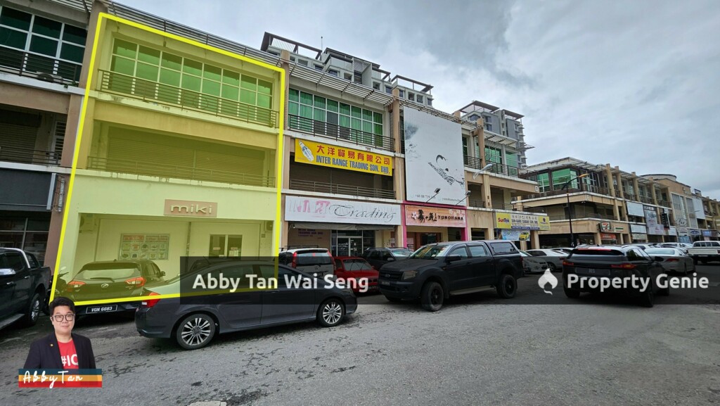 Earn While You Own – Lintas Jaya 3-Storey Shoplot with Tenants