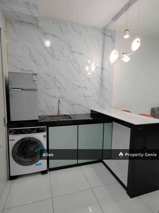 Sky Trees @ Bukit Indah – Modern Studio with Stunning City View