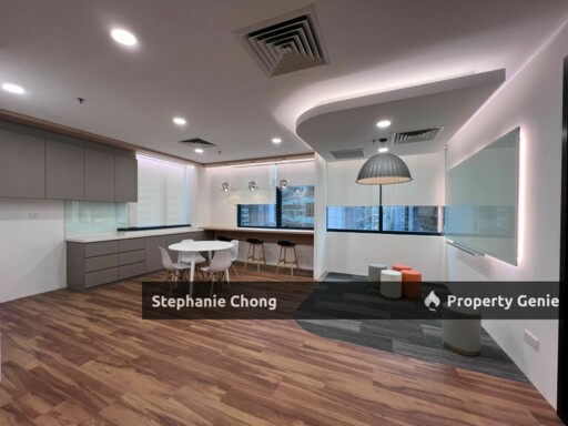 KLCC Office Fully-Furnished Newly-Renovated | Wisma UOA Centre, Kuala Lumpur | Monorail LRT MRT