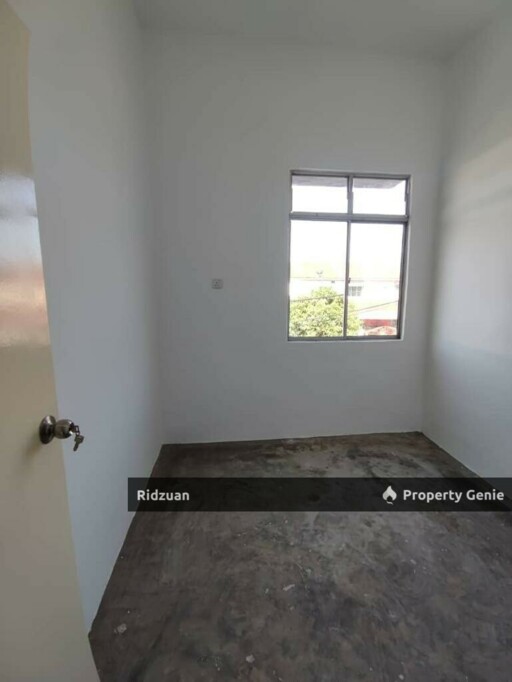 Double Storey Corner Lot, Taman Harmoni, Simpang Renggam