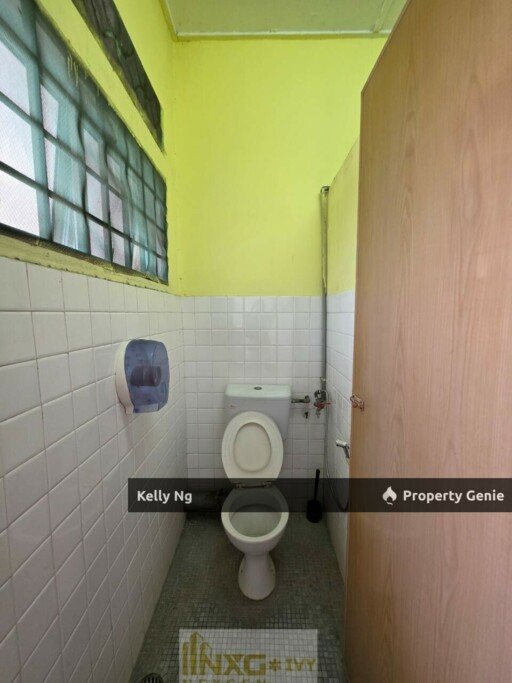 Double Sty House At Taman Petaling Klang For Sale