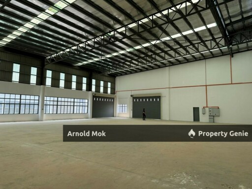 i-Synery Kulai - 1.5 Storey Semi Detached for Rent