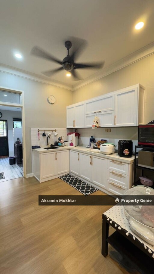 Freehold & Renovated | Double Storey Terrace Bandar Puteri Klang (Jln Gelang 5)