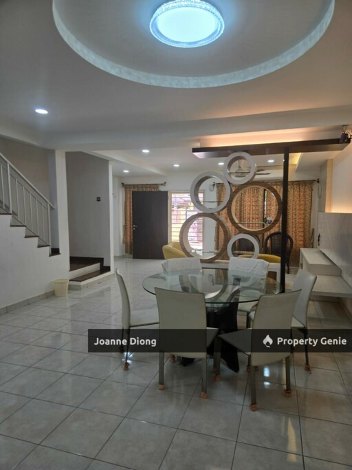 Double Storey House-Taman Puchong Hartamas