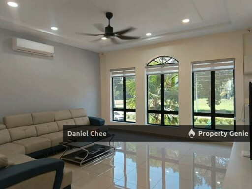 Meru Valley Golf Club Fully Furnished Town House 2.5 Storey For Rent
