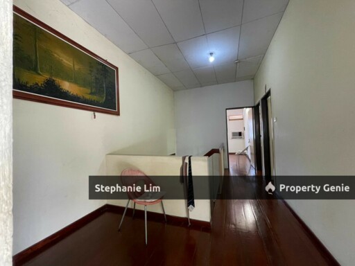 Double Storey Terrace in Island Glades
