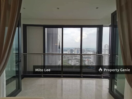 5-Star Luxury Condo in JB City For Sale