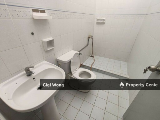 For Rent Single Storey Corner Lot