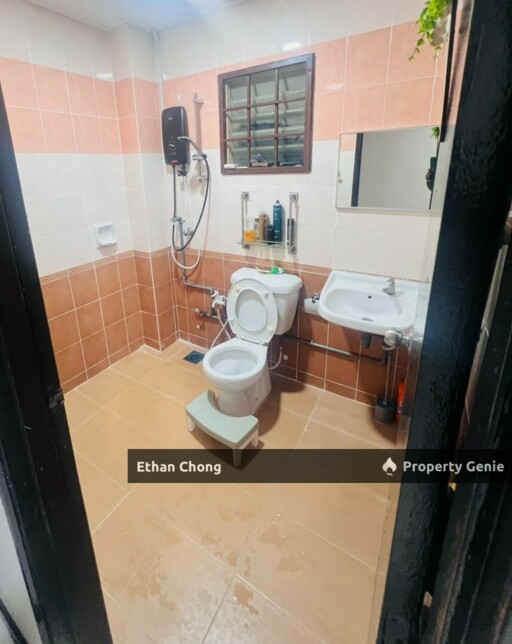 Fully Furnished 3 Storey Terrace House for Rent at Taman Pelangi Subang, Shah Alam