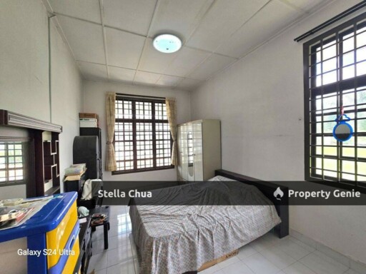 Taman Molek Single Storey Corner Lot  😍Hugest Land in the Residential for Sale