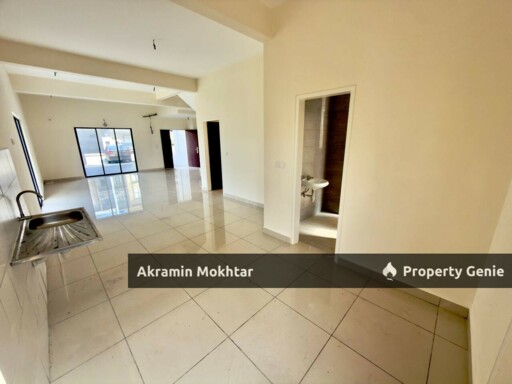 CORNER LOT 3 Storey Terrace Nassim Heights, Taman Ukay Bistari, Ampang Selangor