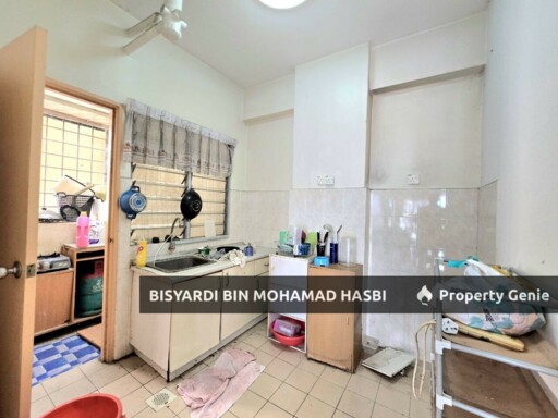 PANDAN UTAMA APARTMENT, LORONG PANDAN UTAMA, AMPANG .