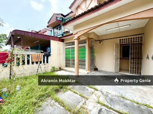 Facing Open & Renovated | Double Storey Seksyen 8 Bandar Baru Bangi