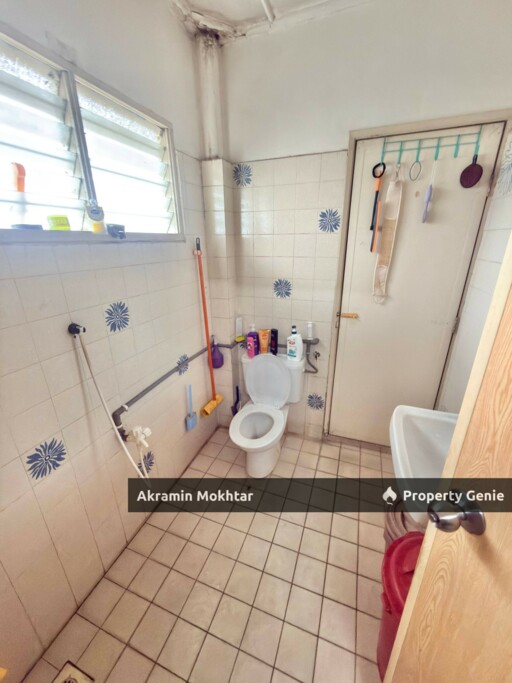 FREEHOLD & FACING OPEN | 2.5 STOREY INTERMEDIATE TERRACE @ SEKSYEN 17, PETALING JAYA