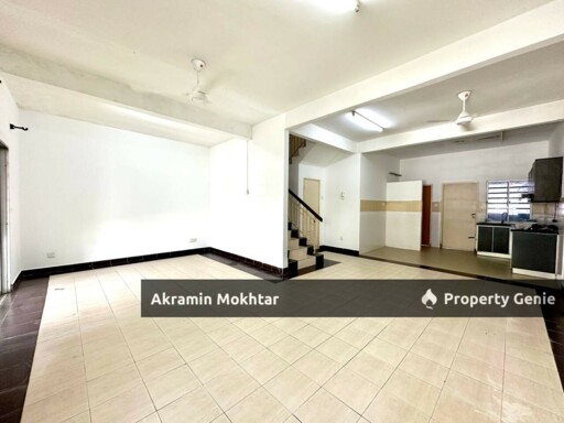 Double Storey Terrace Intermediate Seksyen 5, Kota Puteri, Rawang