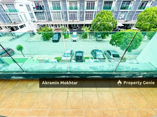Freehold | 3 Storey Terrace Bangi Avenue