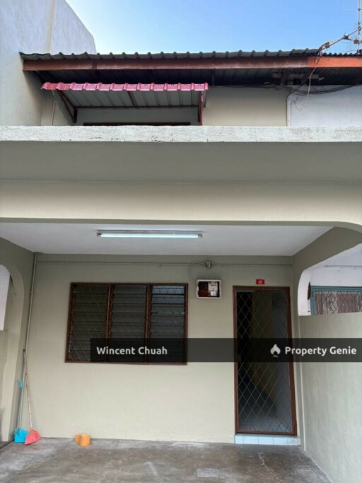 Jalan Ipoh 2 Storey Terrace, Taman Kok Lian Newly Refurbished