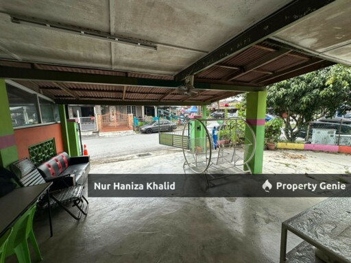 Corner Lot Double Storey Terrace Taman Kantan Permai Kajang