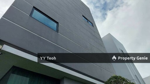 8 Residence Padang Temu 3 Storey Bungalow