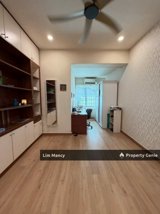Taman Impian Emas Double Storey Terrace House with Renovated For Sale