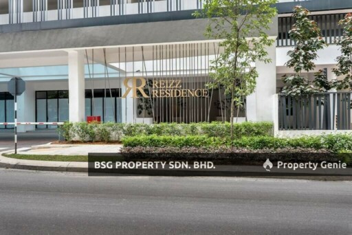 Reizz Residence