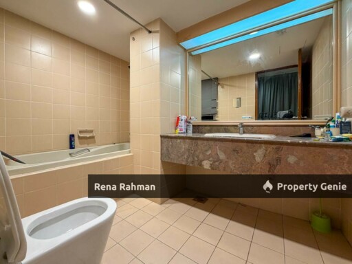 FOR SALE | 1A STONOR CONDOMINIUM