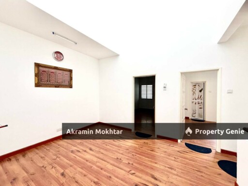 Freehold, Refubish & Renovated | Double Storey House Setia Alam Sari  Bangi