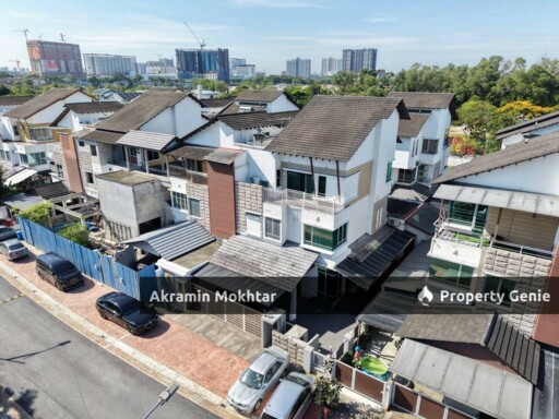 An Exclusive Three Storey Semi Detached House, Seksyen 13, Shah Alam For Sale