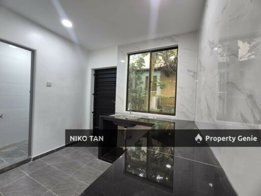 [RENOVATED]2Storey Jalan Sentosa 11, Taman Nusa Damai For Sale