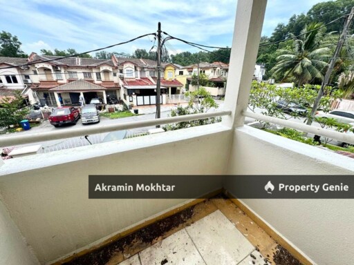 DOUBLE STOREY CORNER LOT, Taman Equine, Lestari Perdana 8 Seri Kembangan.