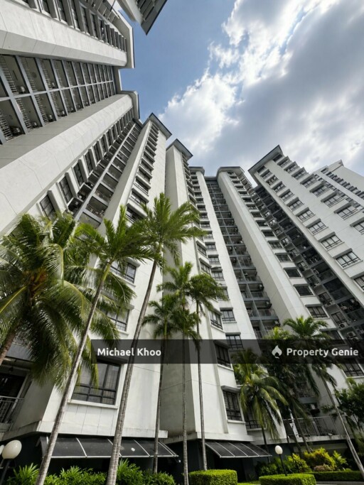 Fully Furnished Freehold Condo @ PJ Starling Mall [2Nd Hand / Below Market Value]