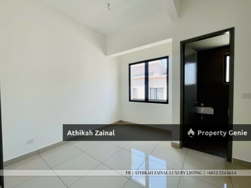 The Strata Bangi, Kajang. Upper Corner Unit With Extra Balcony and View