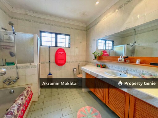 Freehold & Corner Lot | 2-Storey Bungalow, Green Street Home, Seremban 2