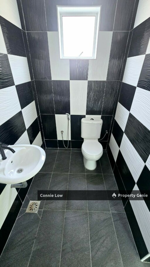 Panorama Lapangan Perdana Ipoh Single Storey Terrace House Intermediate Corner with 10' Extra Empty Land