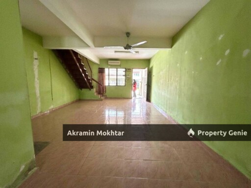 Facing Open & Extended | 2 Storey Terrace Taman Tasik Semenyih.