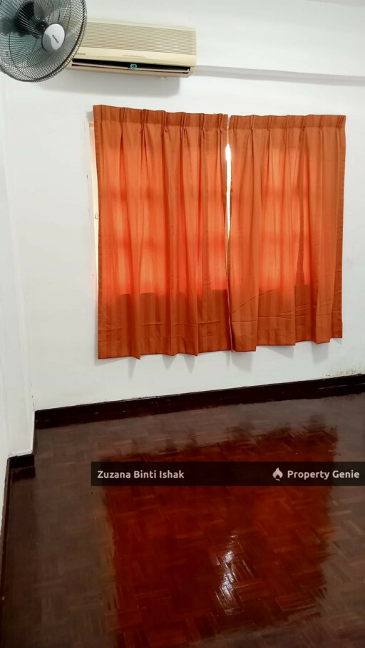 VISTA CONDO