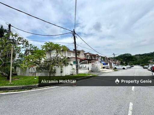 DOUBLE STOREY CORNER LOT, Taman Equine, Lestari Perdana 8 Seri Kembangan.