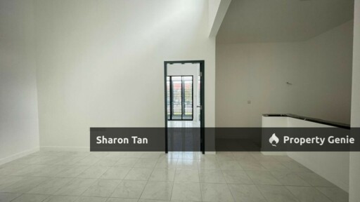 Perjiranan 8 Dato Onn 2 Storey Teracce Playground Unblock View