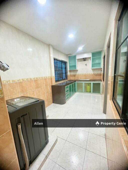 FOR RENT: Expansive Corner Terrace House Facing Park @ Taman Mutiara Rini