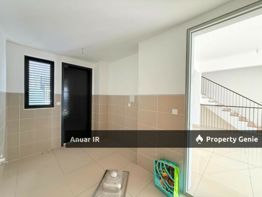 3 STOREY SUPERLINK HOUSE EAST 57, RESIDENSI LAMAN TIMUR DESA MELAWATI, KL