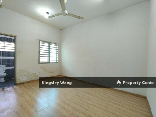 Medan Klebang Sentosa Freehold Double Storey Terrace House Facing South