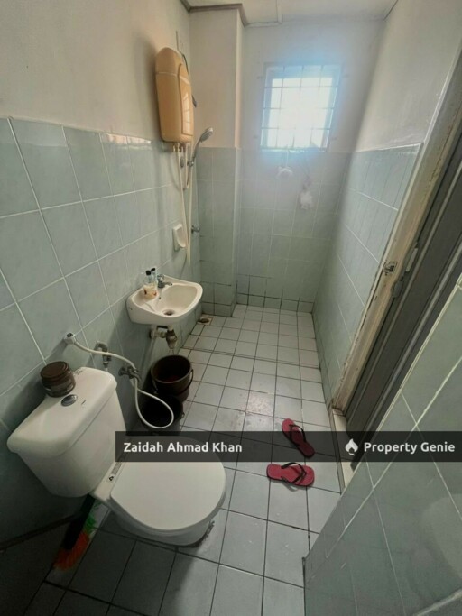 ANGGERIK VILLA 2 SEMENYIH BANDAR TEKNOLOGI KAJANG SELANGOR APARTMENT FOR SALE RENOVATED LOW FLOOR