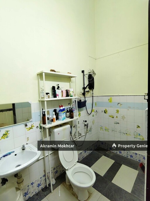 Freehold | Double Storey Terrace, Jalan Mempari , Taman Seri Bayu, Meru Klang.