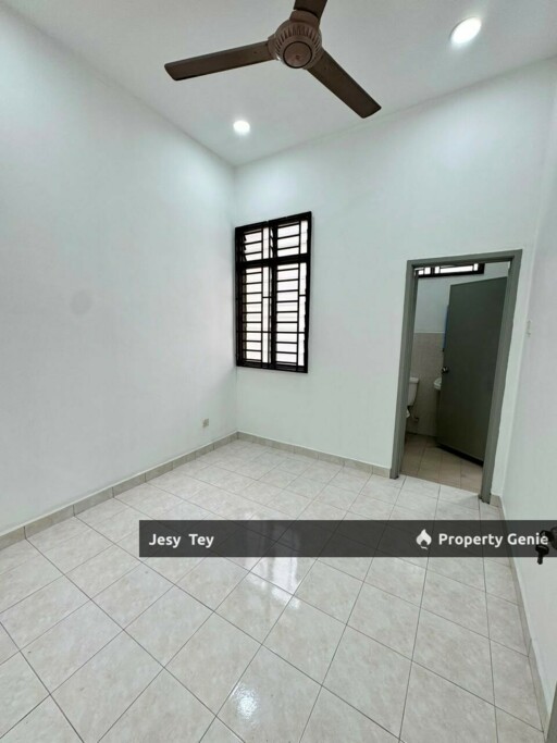 Bandar Putra Kulai Double Storey Terrace House For Sales