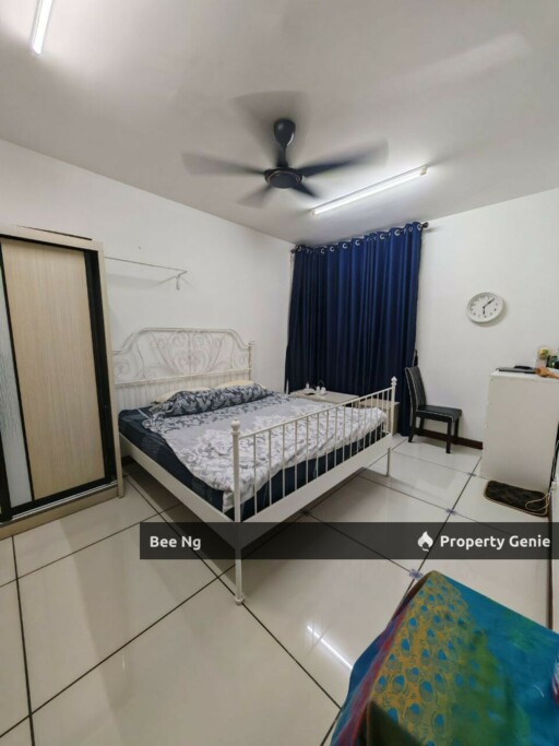 Larkin Residence 2 / Ground Floor Townhouse / Good Condition / for sale