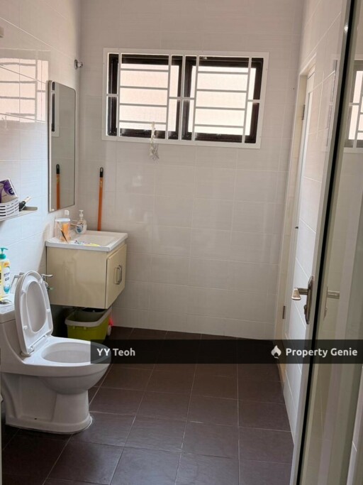 Cheng Perdana Double Storey Terrace
